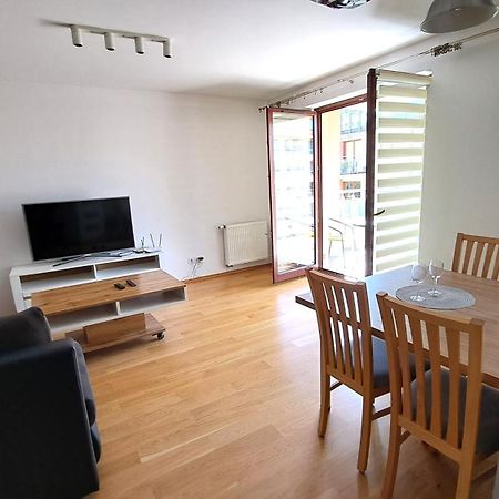 Bianco Apartament Reduta Park Free Parking Krakkó Kültér fotó