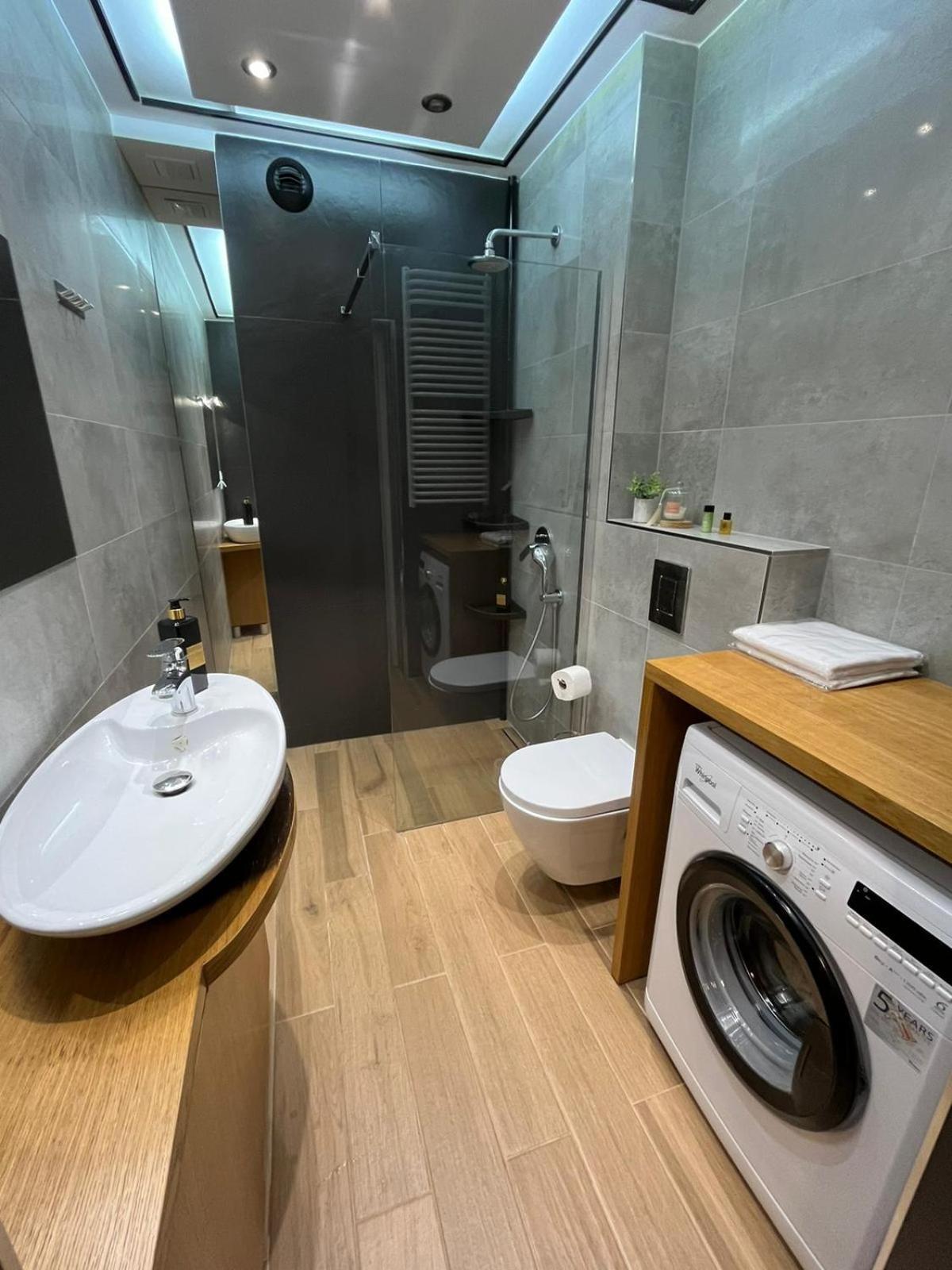 Bianco Apartament Reduta Park Free Parking Krakkó Kültér fotó